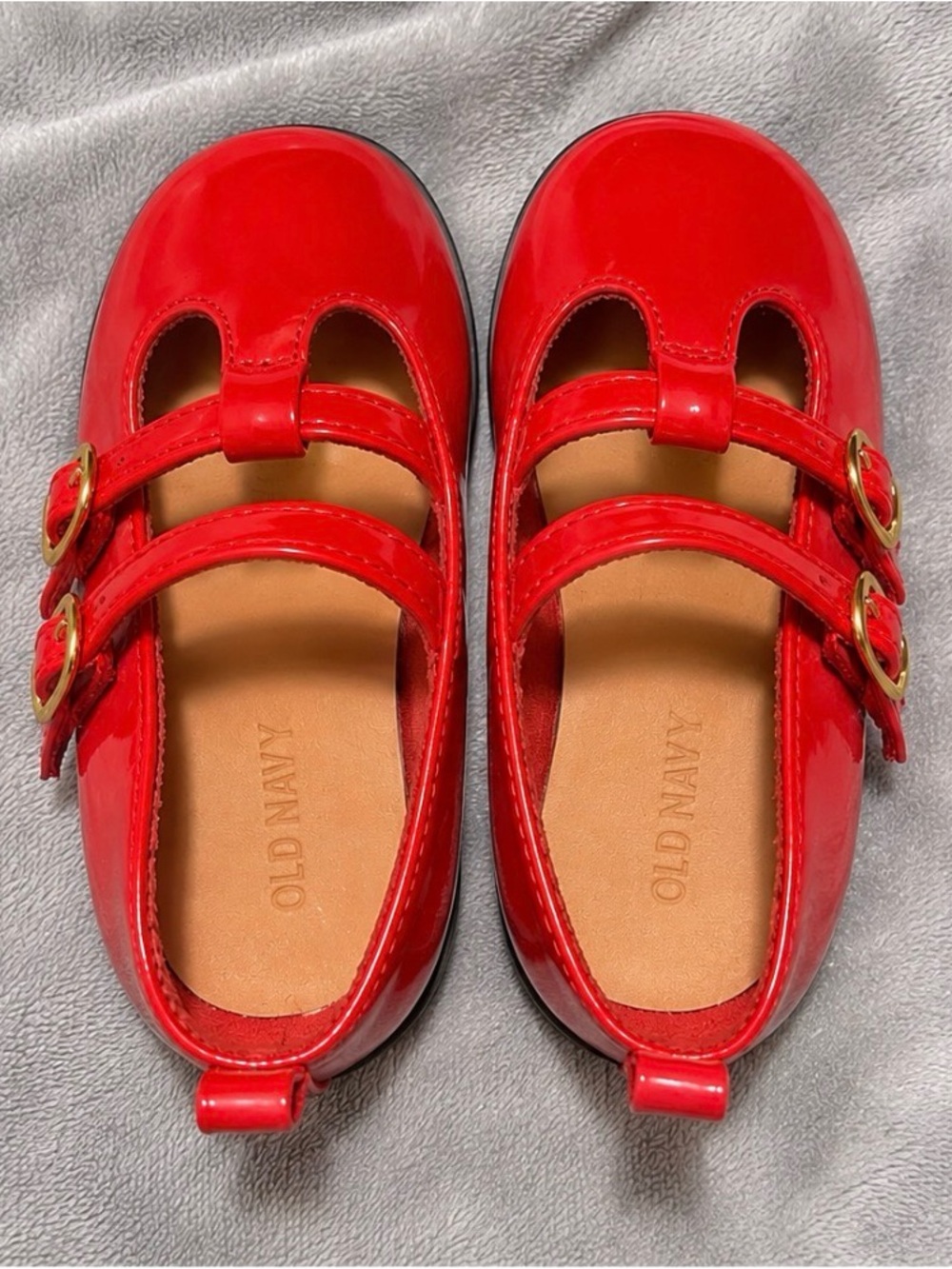 Old Navy Red Patent Double-Strap Mary Jane Shoes Size 6 – Never Worn